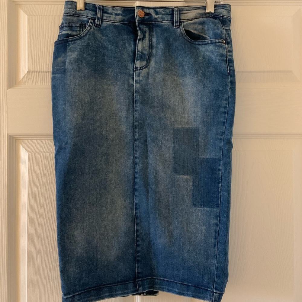 Zara Jean Pencil Skirt